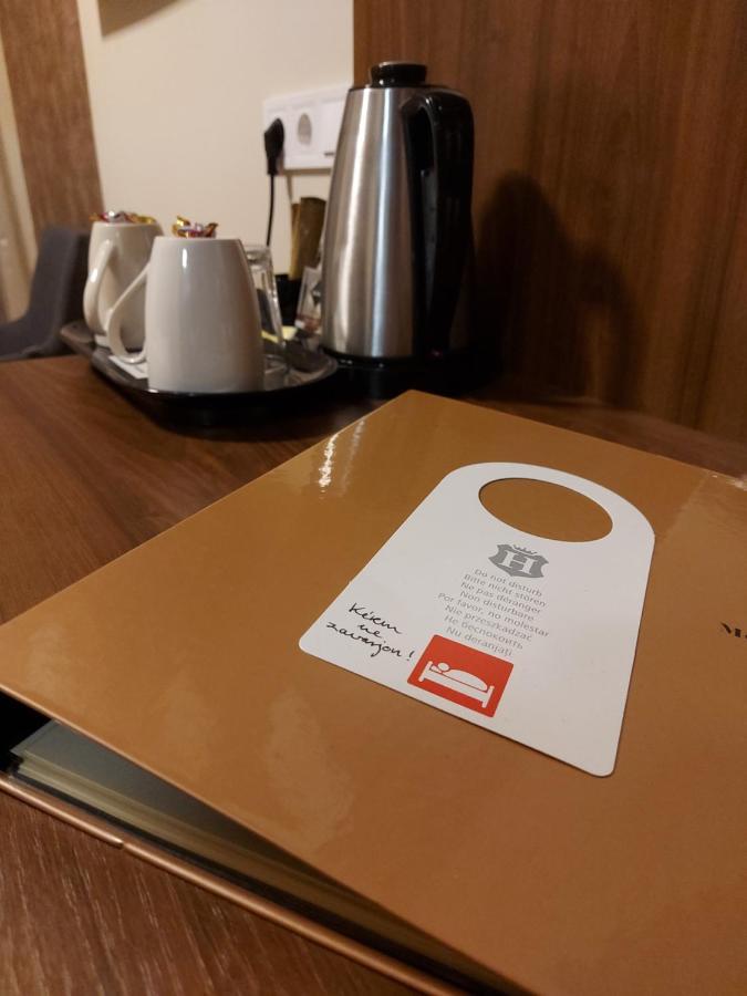 Ven Diofa De Lux Panzio Bed & Breakfast Szeged Eksteriør bilde