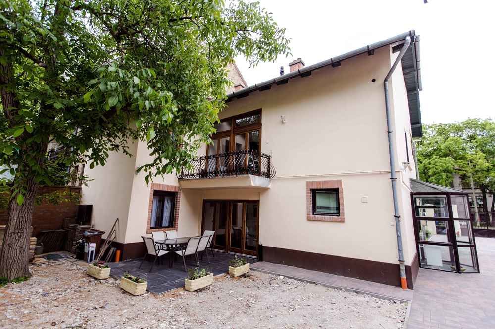 Ven Diofa De Lux Panzio Bed & Breakfast Szeged Eksteriør bilde